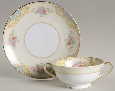 Phoebe Footed Cream Soup Bowl & Saucer Set