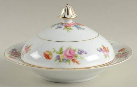 Phyllis Round Covered Butter with Strainer