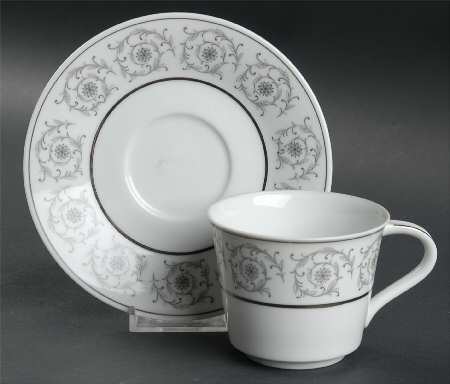 Piccadilly Flat Cup & Saucer Set