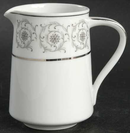 Piccadilly Creamer