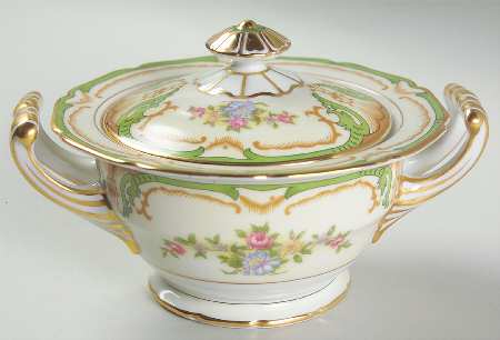 Piedmont Sugar Bowl & Lid