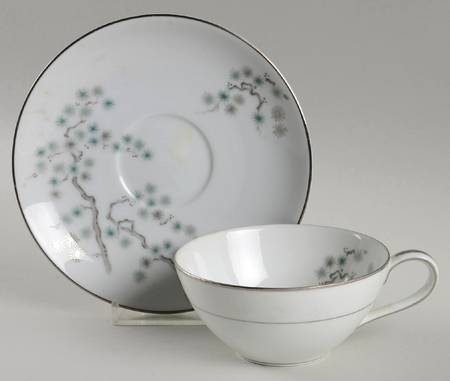 Pineville Flat Cup & Saucer Set