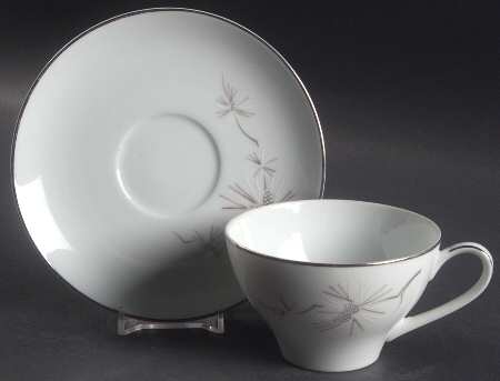 Pinebrook Flat Cup & Saucer Set