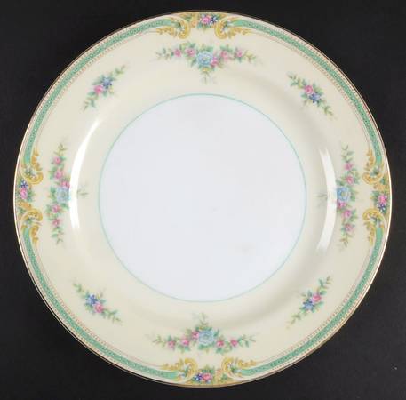 Plaza Luncheon Plate