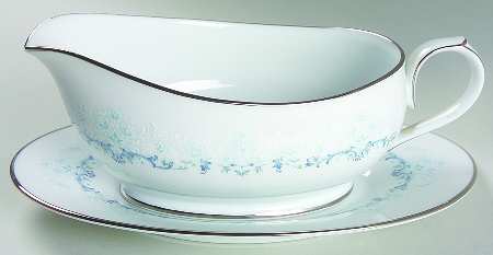Pledge Gravy Boat & Underplate (Relish/Butter)
