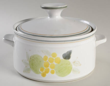 Plenty 2.25 Qt Round Covered Casserole