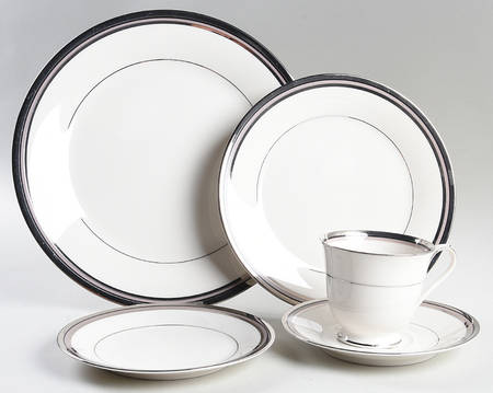 Platinum Lights 5 Piece Place Setting