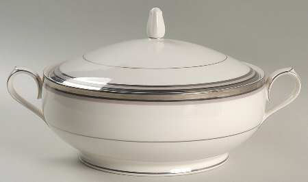 Platinum Lights Round Covered Vegetable