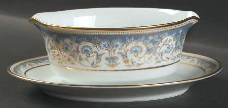 Polonaise Gravy Boat with Attached Underplate by Noritake