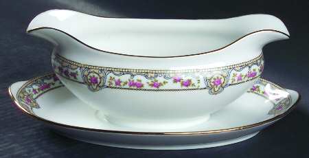 Portland Gravy Boat with Attached Underplate