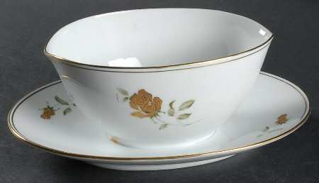 Prima Donna Gravy Boat with Attached Underplate