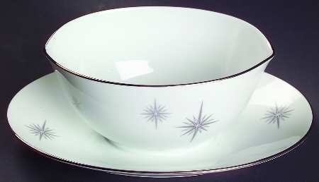 Preston Gravy Boat with Attached Underplate