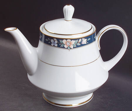 Prescott Teapot & Lid