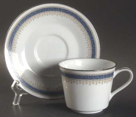 Promenade Footed Cup & Saucer Set