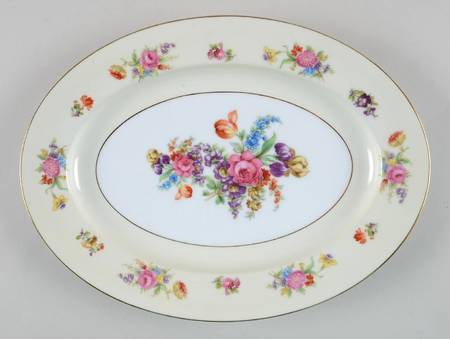 Queen Anne 11" Oval Serving Platter