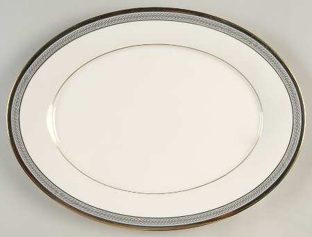 Queens Guard 15" Oval Serving Platter