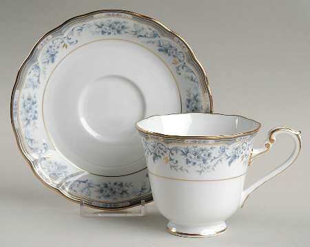 Queen's Mark Footed Cup & Saucer Set