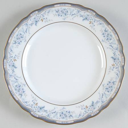 Queen's Mark Salad Plate