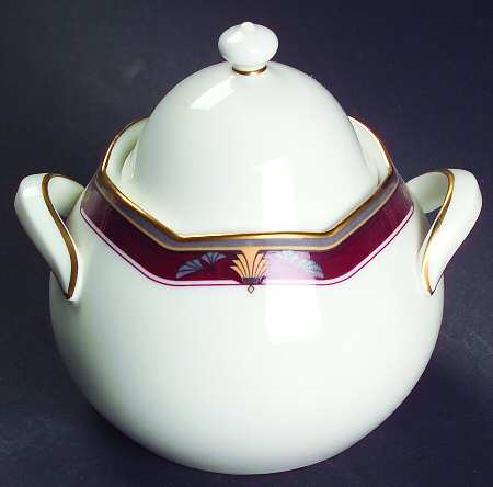 Queen's Splendor Sugar Bowl & Lid