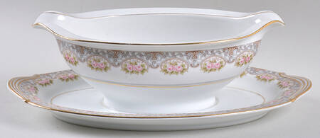 Radcliffe Gravy Boat with Attached Underplate