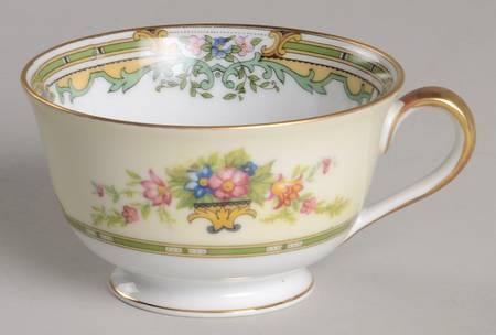 Raleigh Footed Cup