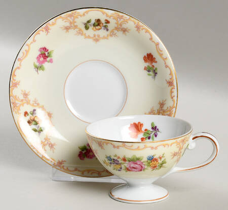 Ramona Footed Demitasse Cup & Saucer Set