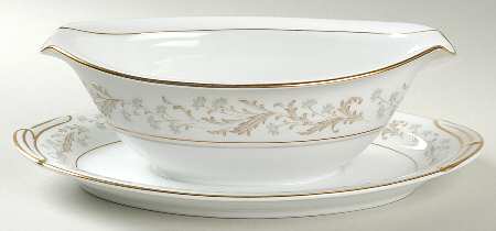 Ramsey Gravy Boat with Attached Underplate