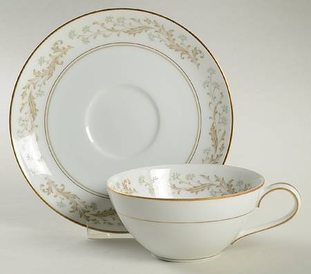 Ramsey Flat Cup & Saucer Set