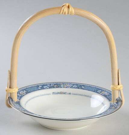 Randolph 7''-7 1/4'' Basket W/Bamboo Handle HC