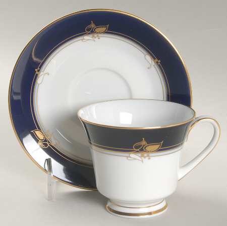 Rangoon Footed Cup & Saucer Set