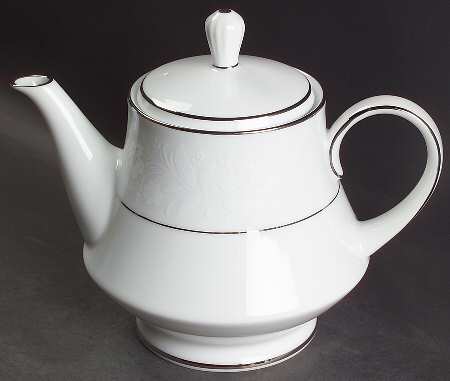 Ranier Teapot & Lid