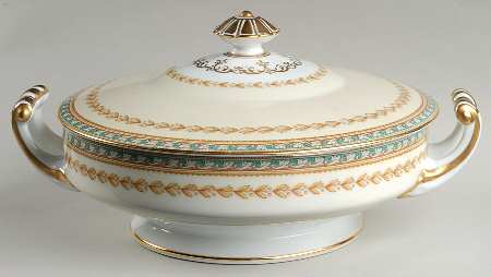 Raphael Round Covered Vegetable