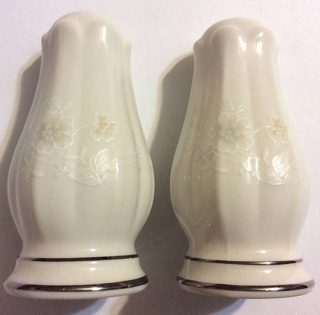 Refinement Salt & Pepper Set