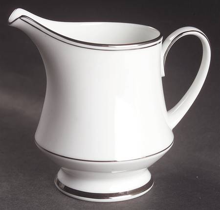 Regency Creamer