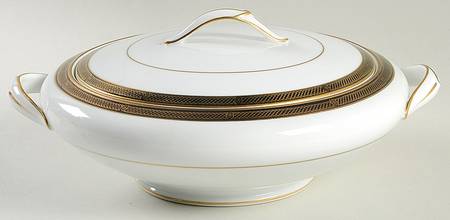 Regent Round Covered Vegetable
