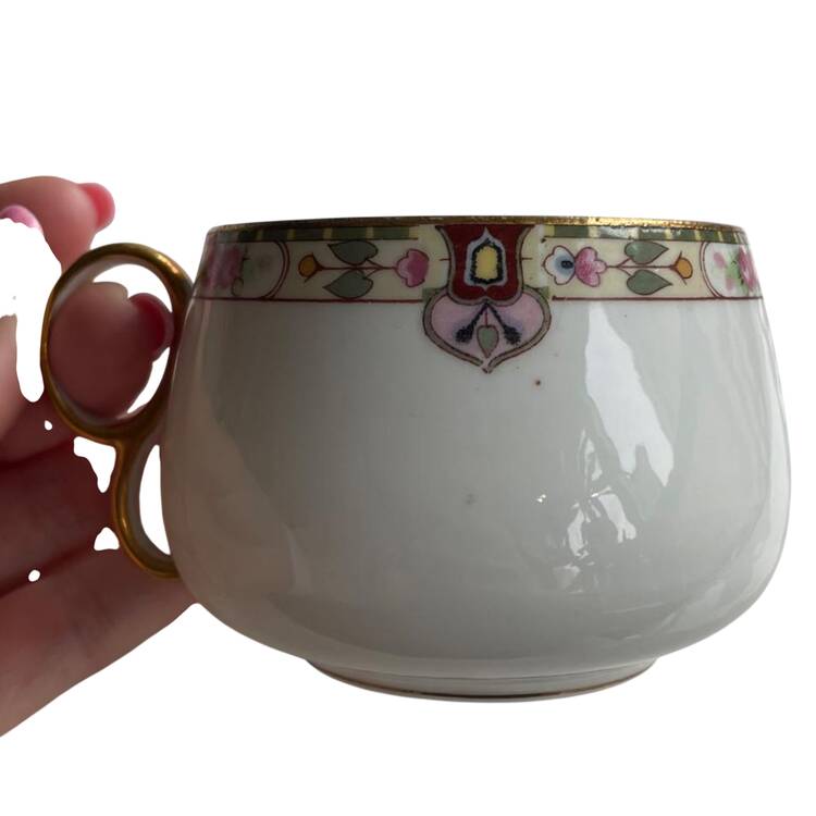 Regina Flat Cup