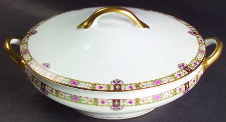 Regina Round Covered Vegetable