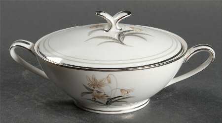 Renee Sugar Bowl & Lid