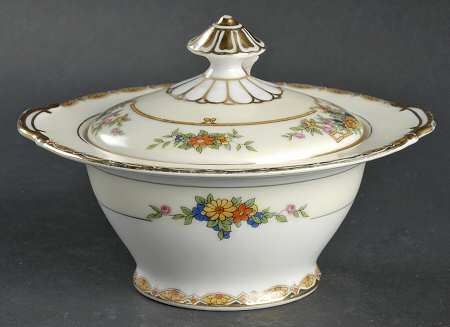 Renovia Sugar Bowl & Lid