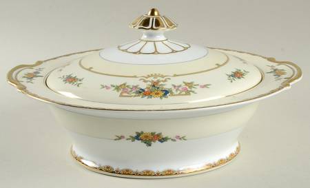 Renovia Round Covered Vegetable
