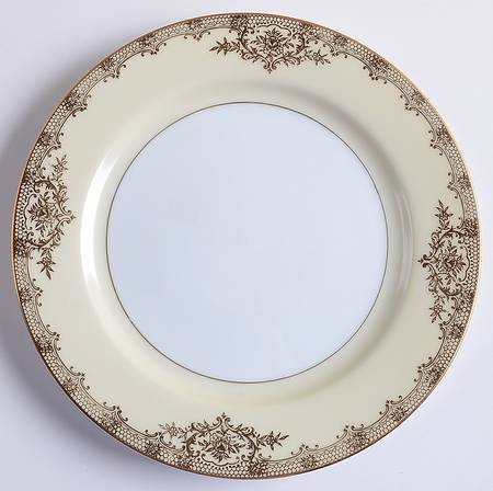 Revenna Luncheon Plate