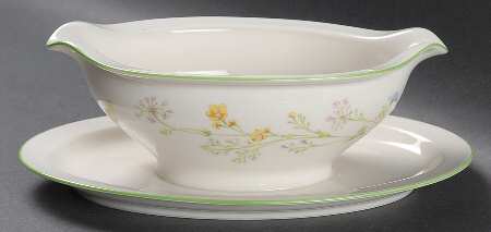 Reverie (Green Trim) Gravy Boat with Attached Underplate by Noritake