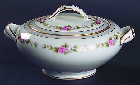 Reverie (Gold Trim) Sugar Bowl & Lid