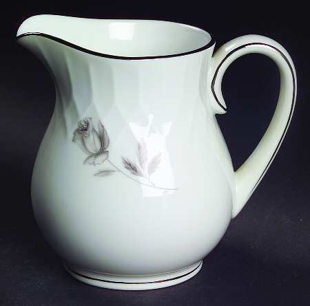 Reyrosa Creamer