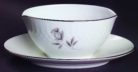 Reyrosa Gravy Boat with Attached Underplate