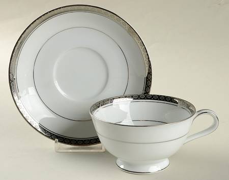 Richland Footed Cup & Saucer Set