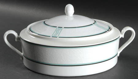Ricochet Round Covered Vegetable