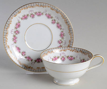 Ridgewood Footed Cup & Saucer Set by Noritake
