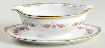 Ridgewood Gravy Boat with Attached Underplate by Noritake