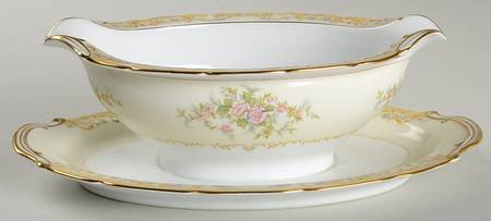 Ridley Gravy Boat with Attached Underplate